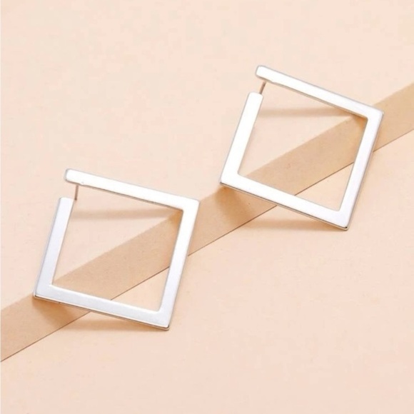 Silver Square Geometric Hoop Earrings - Picture 3 of 3
